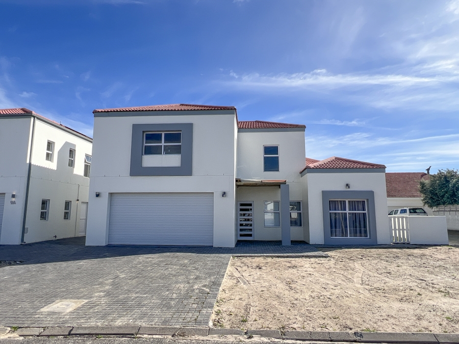 3 Bedroom Property for Sale in Port Owen Western Cape